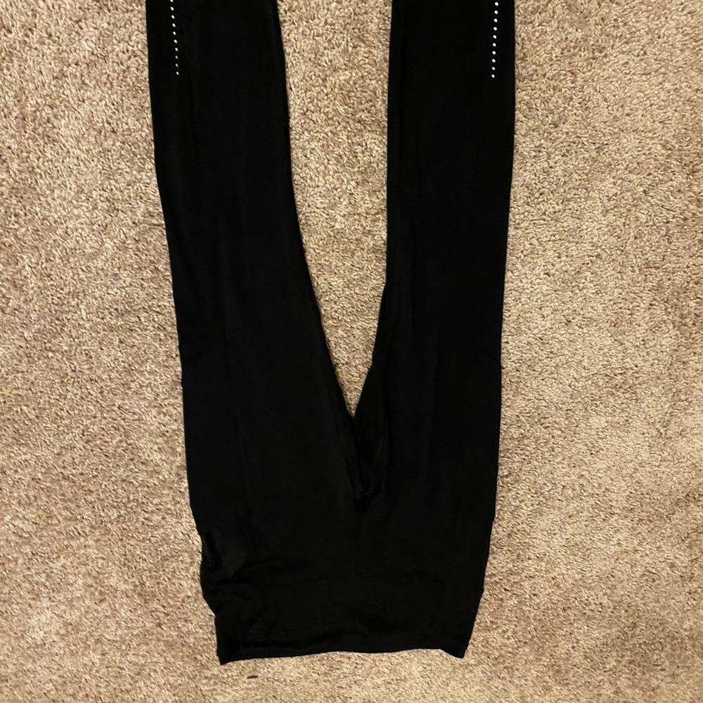Lululemon fast and free